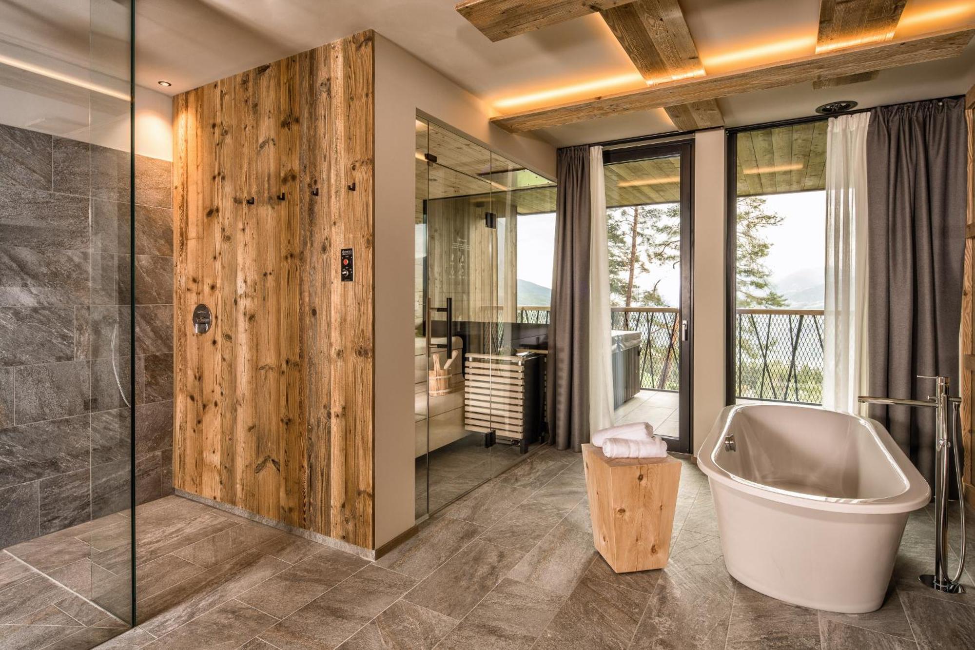 My Arbor - Dolomites Hotell Bressanone Eksteriør bilde Bathroom