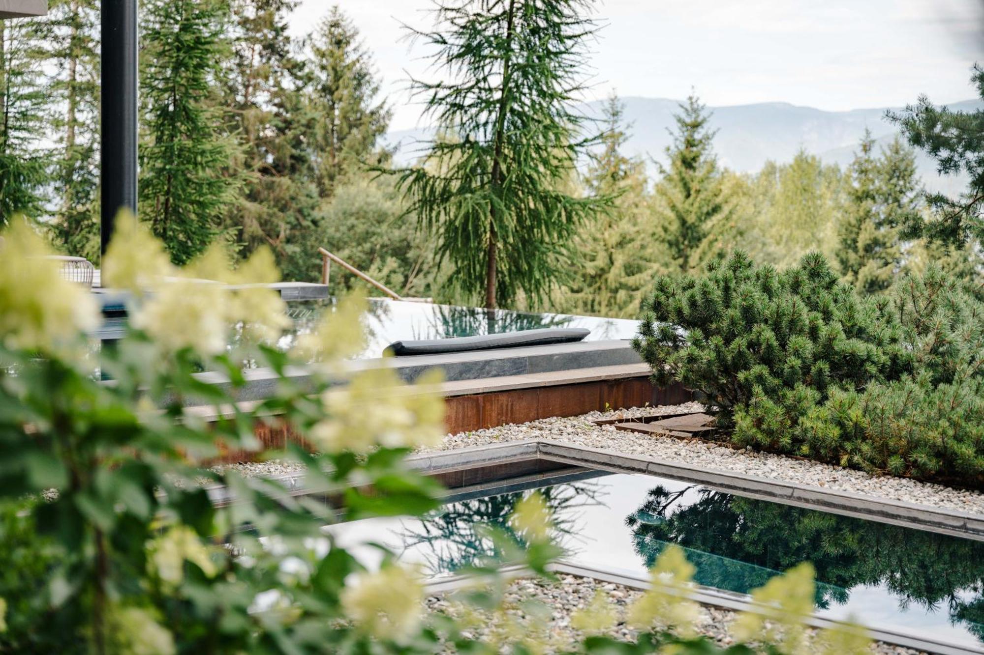My Arbor - Dolomites Hotell Bressanone Eksteriør bilde The rooftop garden